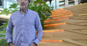 0DCR5bI21_1200x630__1
