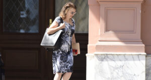 fjH4LrpiD_1200x630__1