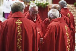 el-cardenal-jean-claude-hollerich-uno-de-los-que-WU6VIMGJGZBO3B2KZOSH5USHII.JPG