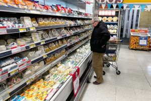 el-gobierno-anuncio-descuentos-en-supermercados-CQGEWZ3SOZELXBIBKXPJVXANOE.jpeg