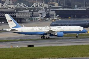 boeing-c-32a-fuerza-aerea-de-los-estados-unidos-BJJ4UCLHDZFIZEJBE32C7L2EQQ.jpg