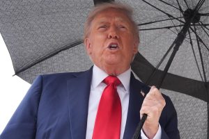 el-presidente-norteamericano-donald-trump-habla-SDEWMCY2LFADDHVBHET7GISG5U.JPG