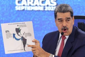 el-presidente-venezolano-nicolas-maduro-senala-un-7TQQAESCDZC5XCNDRG2OZFIOIU.jpg