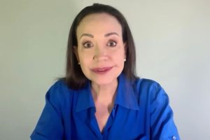 maria-corina-machado-durante-la-entrevista-con-la-RS6NEEKC7FCCNNONLHPUBY7C7I.jpg
