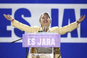 jeannette-jara-candidata-presidencial-de-la-QUEFI7TH4RCRVESILGUSQYSQVA.JPG