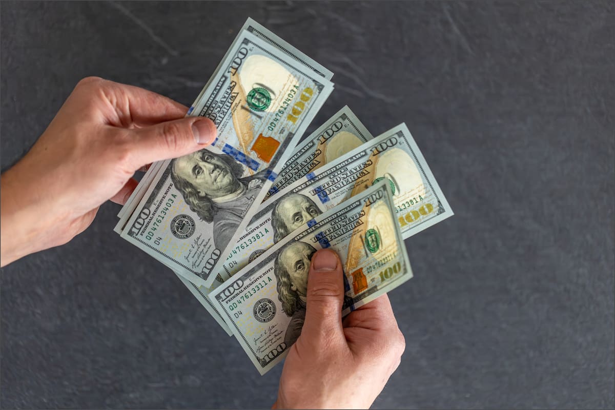 a-cuanto-cotiza-el-dolar-hoy-26-de-I7KAVHMEPFAWNBIZEOII3DCY54.jpg