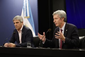 conferencia-de-prensa-del-ministro-de-economia-B3ZZMHNGSRGNRORQQHMNS6ZQ6A.JPG