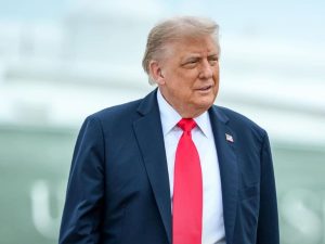 donald-trump-brindo-una-extensa-conferencia-de-HZHOBWUYJ5E3BPYECMPMQRV4JA.jpg