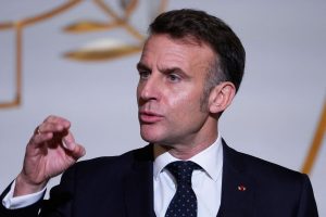 el-presidente-de-francia-emmanuel-macron-ZVY5SLWGOFHZLNLYJKLZOSRJZA.JPG