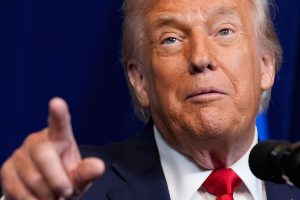 el-presidente-estadounidense-donald-PTXJD7IOEZGJPPCIJHZQM4QNKU.jpg