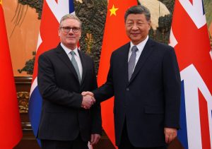 el-primer-ministro-britanico-keir-starmer-se-QYBP3UCBYZHWTN5O7CMNI3SBTU.jpg