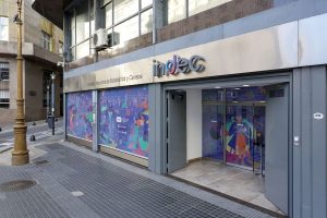 la-sede-del-indec-en-el-microcentro-TDLP7FS6SJCZRGL3EIWBVAU4L4.jpg