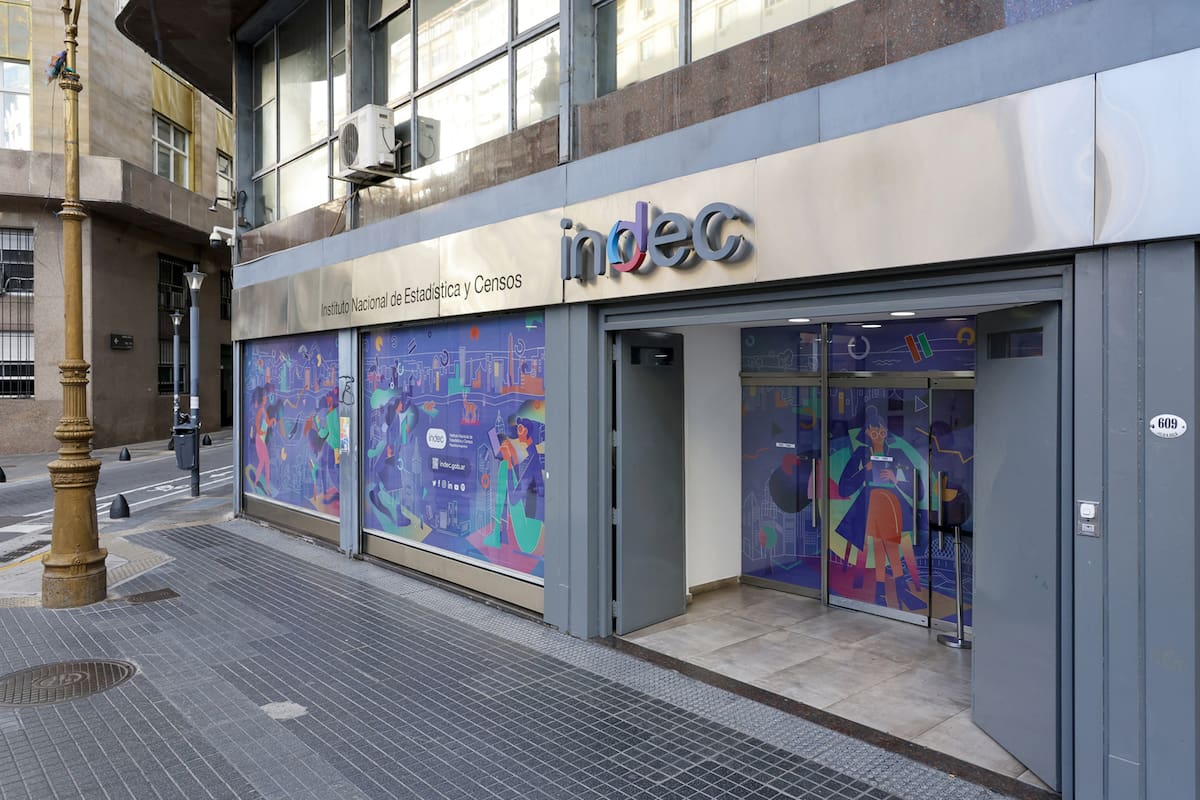 la-sede-del-indec-en-el-microcentro-TDLP7FS6SJCZRGL3EIWBVAU4L4.jpg