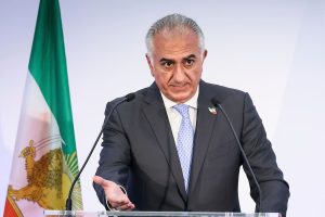 reza-pahlavi-hijo-del-derrocado-sha-de-iran-6J74Q4JEN5EPLEWYQGSPOCAN74.jpg