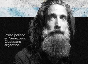 un-hombre-permanece-en-el-centro-de-detencion-DBN2LSS36RBWTLSPLZIU5LW2XA.png