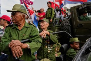 veteranos-de-la-revolucion-de-cuba-de-1959-XNOVNG7TR5F7XKXPL75QLNLYSA.jpg