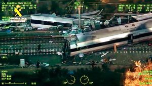 vista-aerea-de-como-quedaron-los-trenes-que-YTOWBSD3TNCUNKHW5ZXNLBFZVQ.JPG