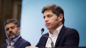 axel-kicillof-junto-a-intendentes-en-la-UEYBDBEFUNHNNFXQIB3YXSPGN4.jpg