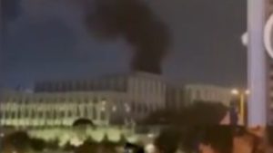captura-de-un-video-que-muestra-el-incendio-en-el-H2ZVCWS7RJBETNHUTLMJL756CE.jpeg