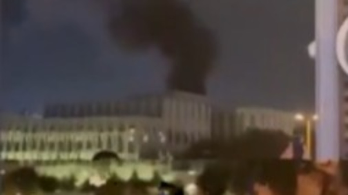 captura-de-un-video-que-muestra-el-incendio-en-el-H2ZVCWS7RJBETNHUTLMJL756CE.jpeg
