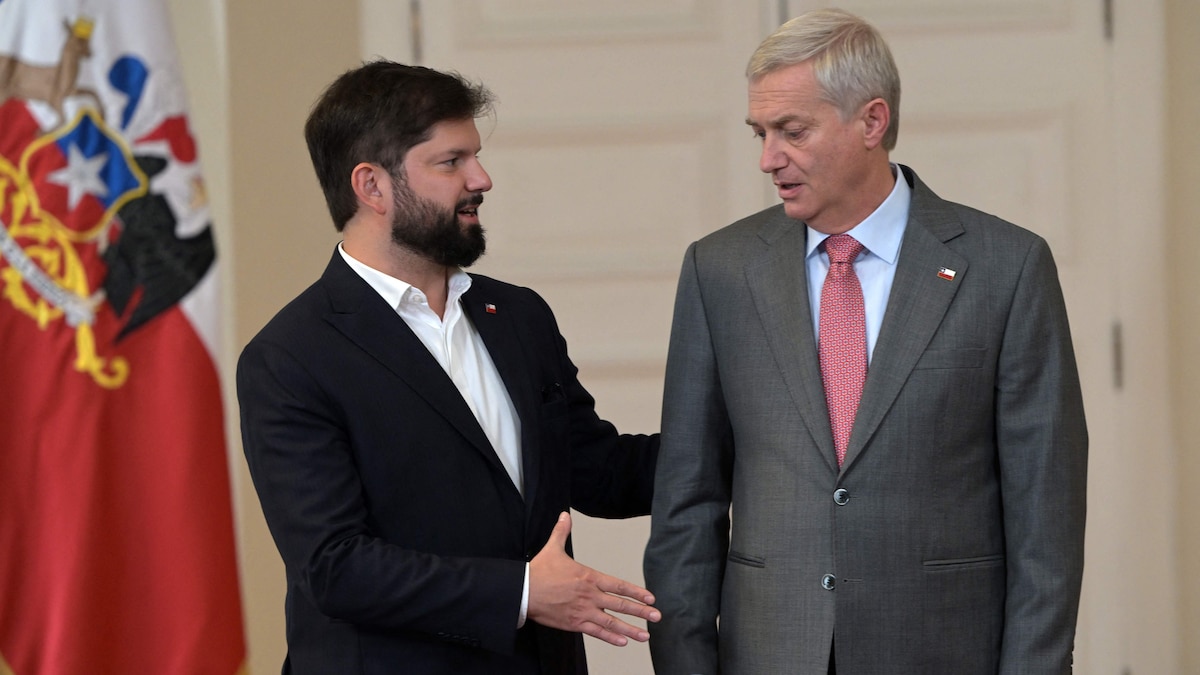 el-presidente-de-chile-gabriel-boric-estrecha-la-EPW2EEOQLVET7FKJUQ7WPNYIFU.JPG