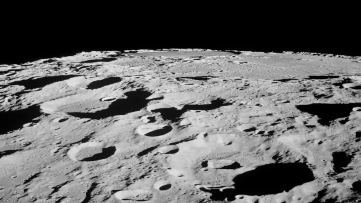la-luna-contiene-muchos-de-los-elementos-DRLVR6XPSNBD5K7NEVYV43JJZQ.png