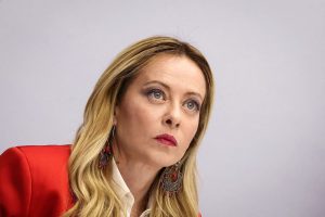 la-primera-ministra-de-italia-giorgia-meloni-en-SWVFG2MQERDYVOPT2LATJ7FP6Y.jpg