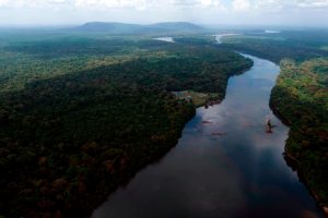 el-litigio-por-el-esequibo-escala-como-foco-de-67IYTCPEWRA4RC7SJHSSCDZNOA.jpg