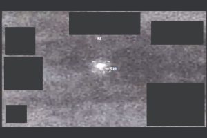 el-pentagono-publico-50-nuevos-videos-de-ovnis-en-2TMNJMX2NNBS7OBWCVBYLIGF5U.jpg