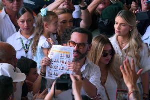 el-voto-de-abelardo-de-la-espriella-un-outsider-OBAUHBOKQBAILF633D6J4ZB2YA.JPG