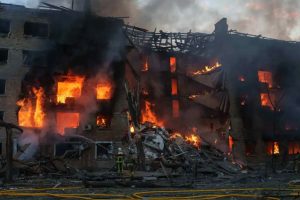 incendio-en-un-edificio-residencial-tras-una-53WRDK4YTFG3ZNFGVIW5AJUEF4.png