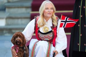 la-princesa-heredera-mette-marit-de-noruega-y-el-XTGYJAEHTRGSRAYEBPBGWFCYKM.JPG
