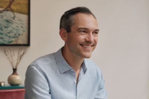 nathan-blecharczyk-cofundador-y-chief-strategy-AVHS5FZKKRECBDEGL6IUQREIGI.png