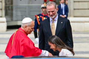 felipe-vi-de-espana-y-la-reina-letizia-reciben-al-KLTRETSA5FEIVP7IUAS5XDBAOU.JPG