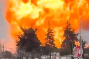 una-fuerte-explosion-en-un-deposito-de-gas-dejo-GJRPX7EP7BH6ZDNQDE2PFV56VQ.jpg
