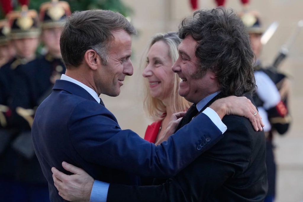 argentinas-president-javier-milei-right-is-TIXAZAJINVB2TJBWJWZI3KTNBI.jpg