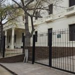 Así quedó la fachada histórica del Hospital Rawson tras su restauración